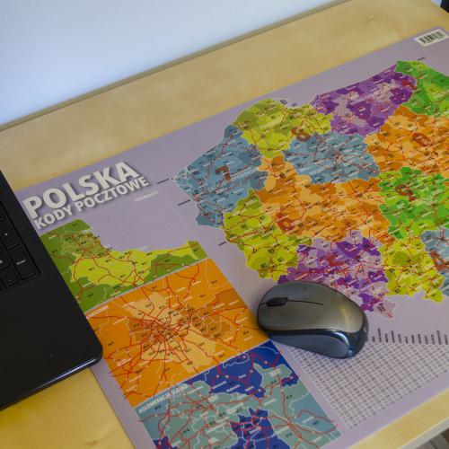 Aranż- Polska kody pocztowe - podkładka na biurko kodowa, 58x38 cm, ArtGlob