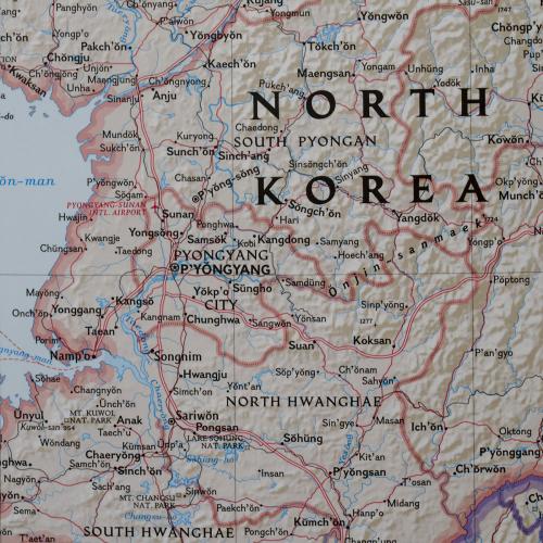Półwysep Koreański Classic. Mapa ścienna polityczna 1:1 357 000, 59x92 cm, National Geographic